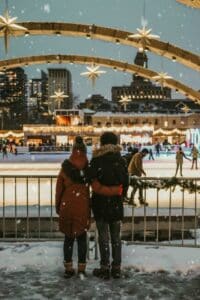 couple patineurs sur glace-mtoncouple