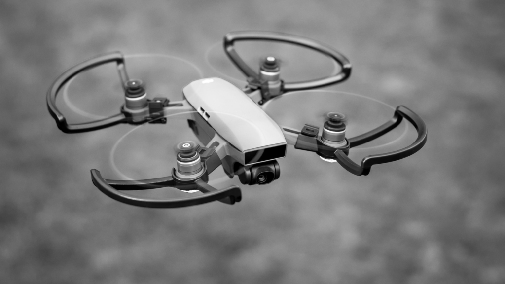 drone surveillance jalousie mtoncouple